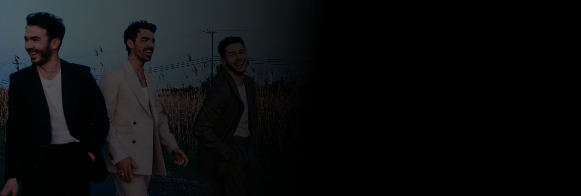 09 - 06 -25 - Jonas Brothers - Banner