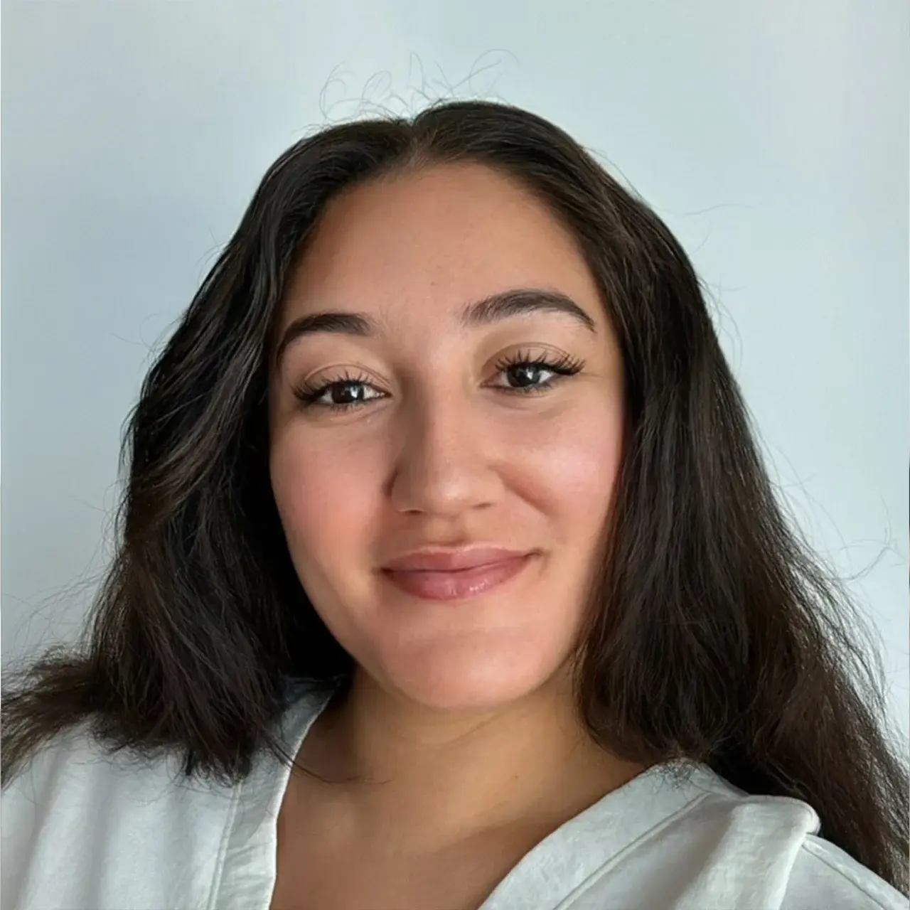 Victoria_Dominguez_Headshot