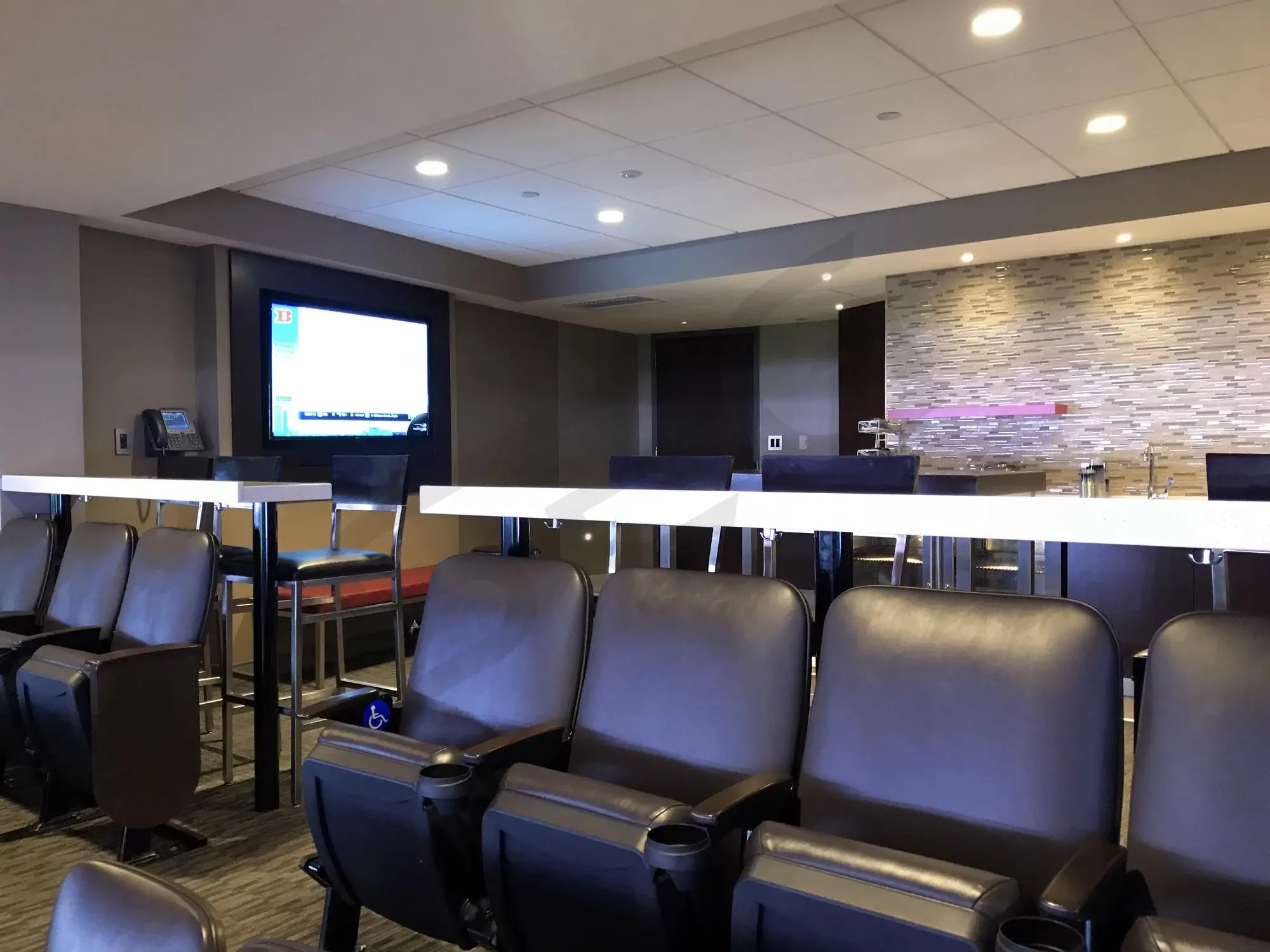 td-garden-600-level-suite-seating